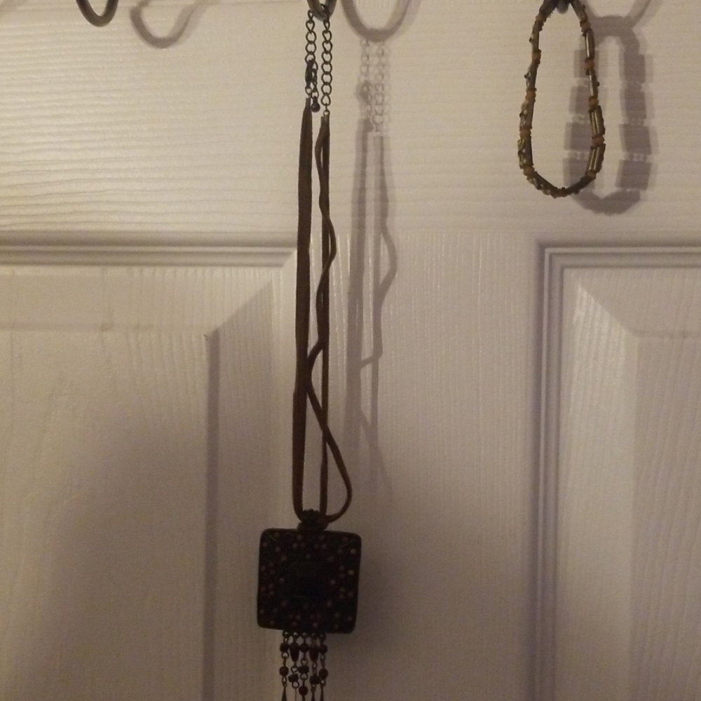 Necklace and bracelet